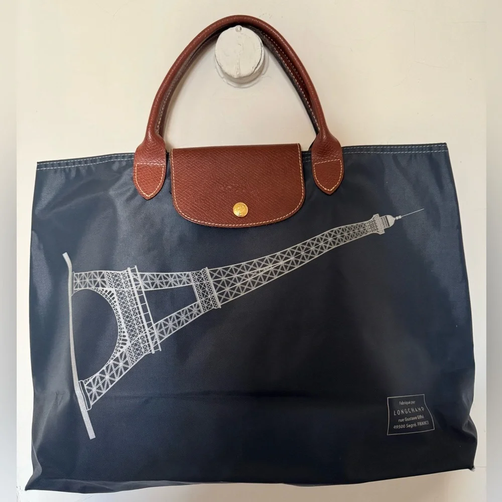 Longchamp Eiffel Tower Gray Tote - Picture 1 of 13
